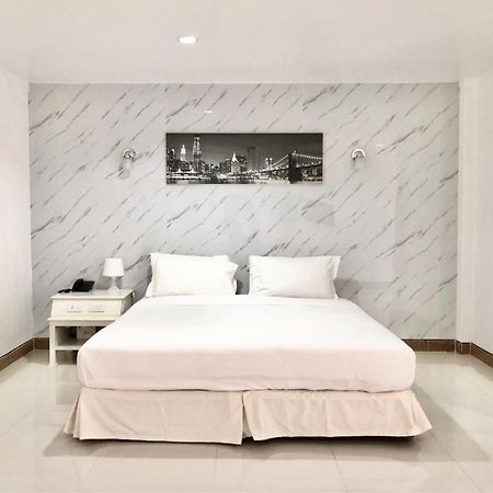 Lopburi Inn Resort Eksteriør bilde