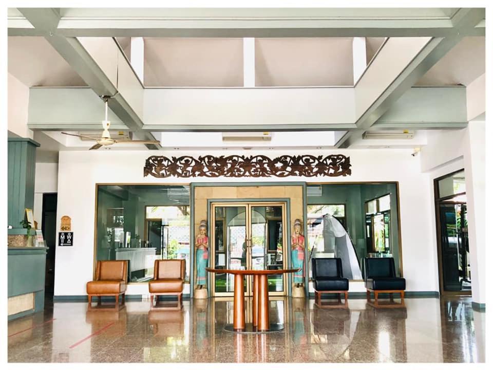 Lopburi Inn Resort Eksteriør bilde