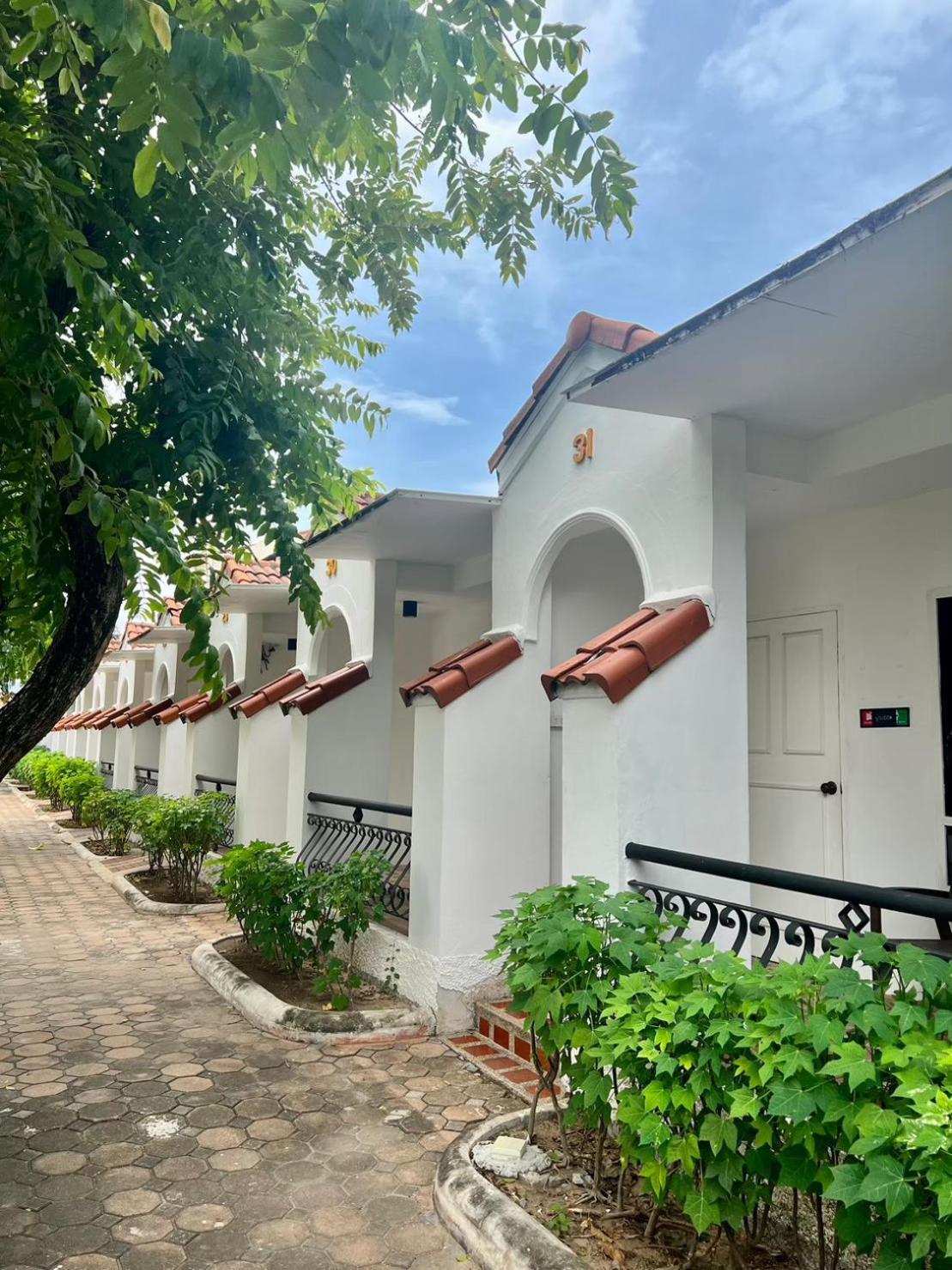 Lopburi Inn Resort Eksteriør bilde