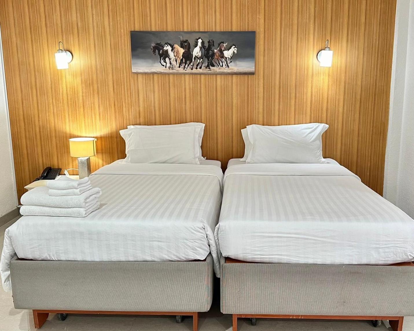 Lopburi Inn Resort Eksteriør bilde