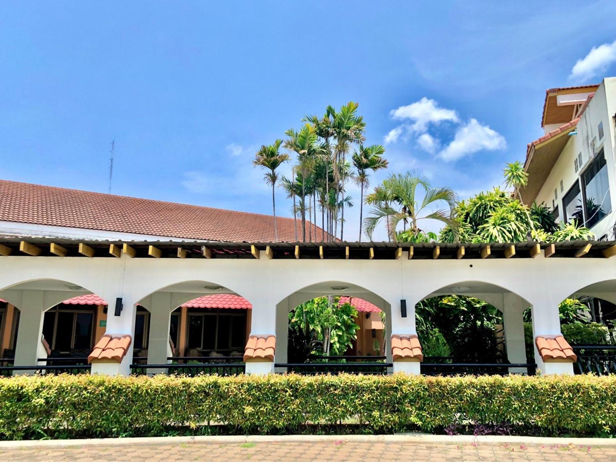 Lopburi Inn Resort Eksteriør bilde