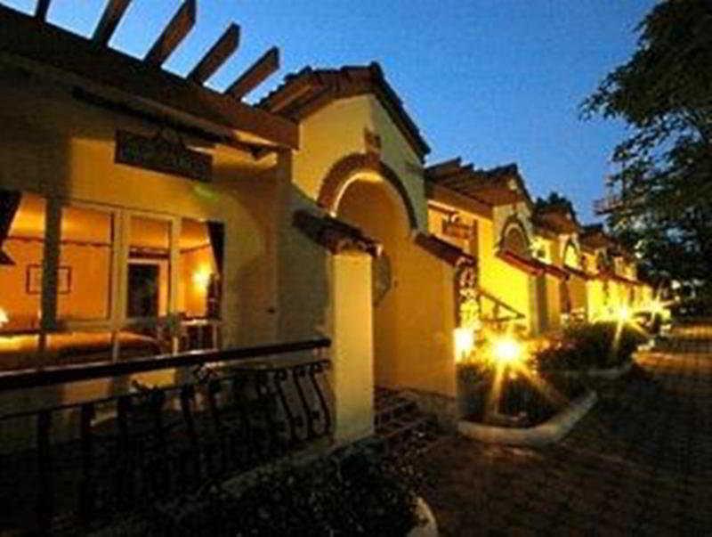 Lopburi Inn Resort Eksteriør bilde