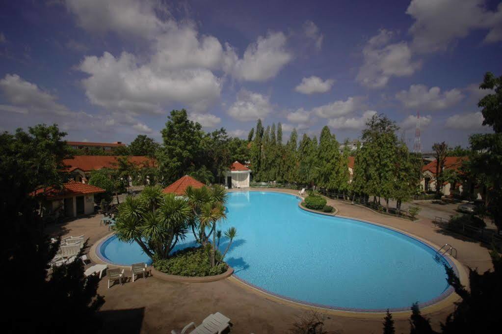 Lopburi Inn Resort Eksteriør bilde
